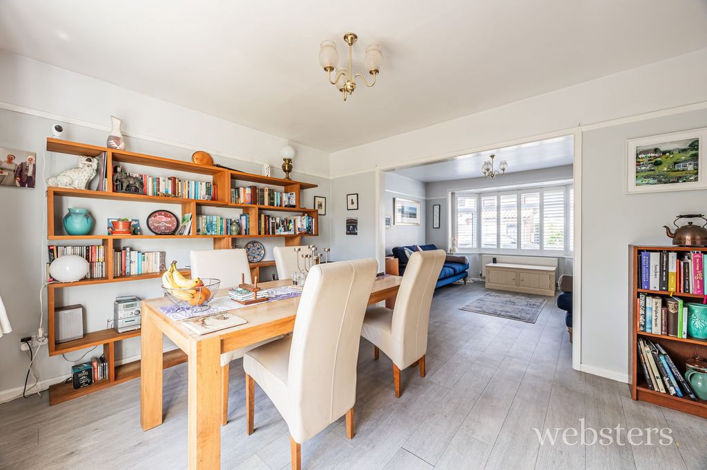 Property photo 3 of 30