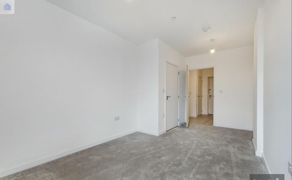 Property photo 2 of 14 47T3.Png