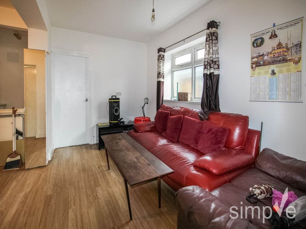 Property photo 2 of 12 Img_8601