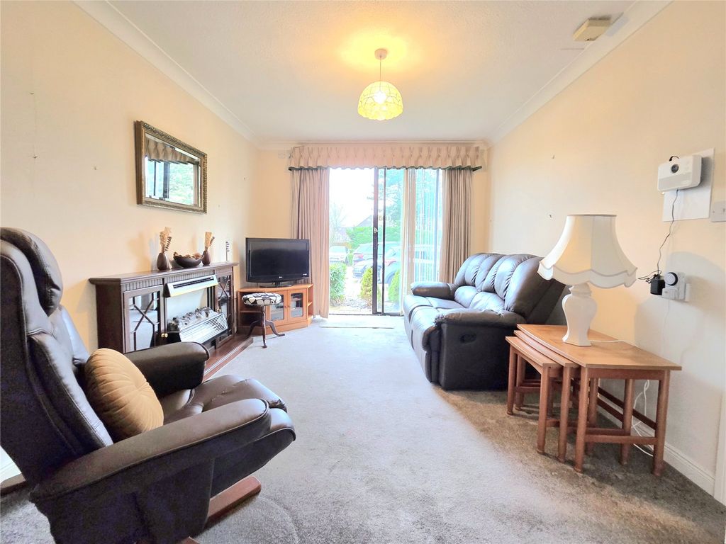 Property photo 1 of 9 Picture No. 05