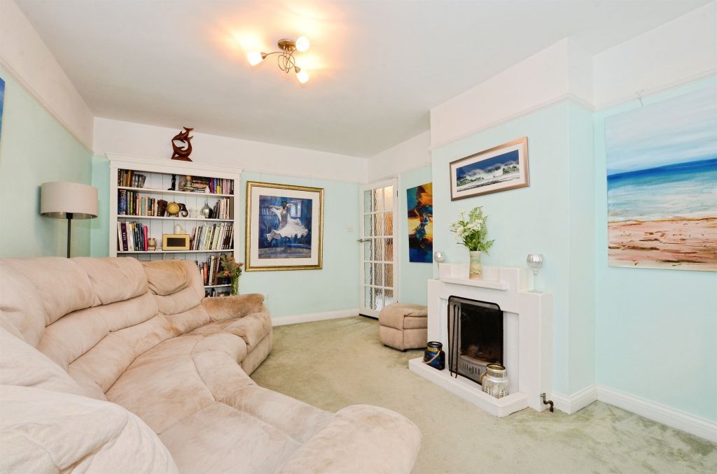 Property photo 2 of 22