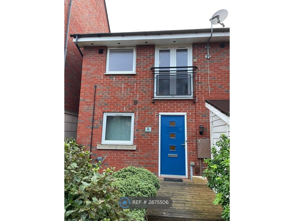 Property photo 1 of 8 Front View