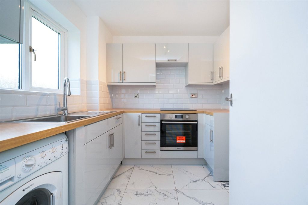 Property photo 2 of 8 Picture No. 02