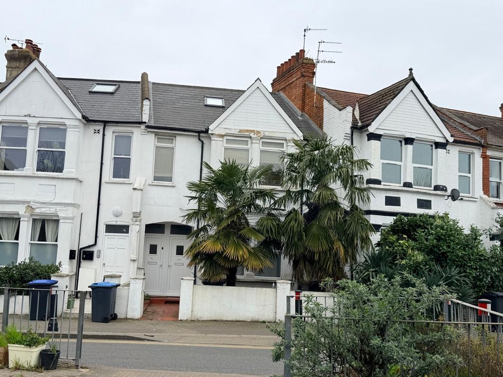 Property photo 1 of 8 Photo 1