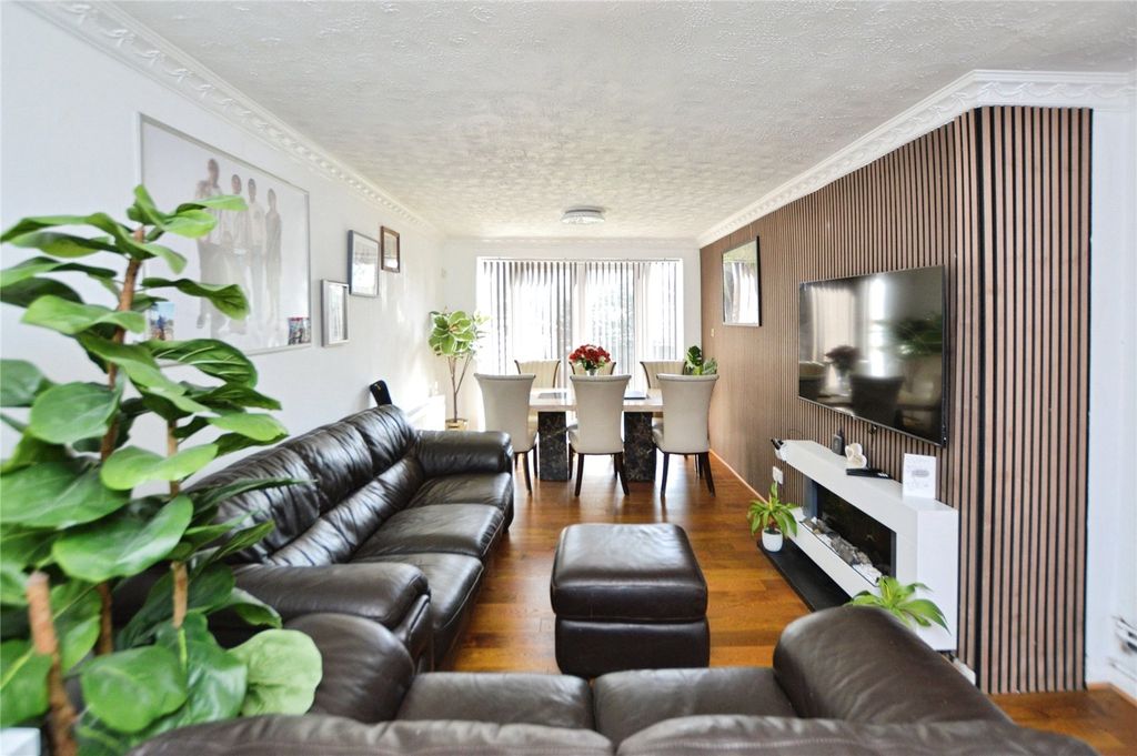 Property photo 2 of 15 Picture No. 06