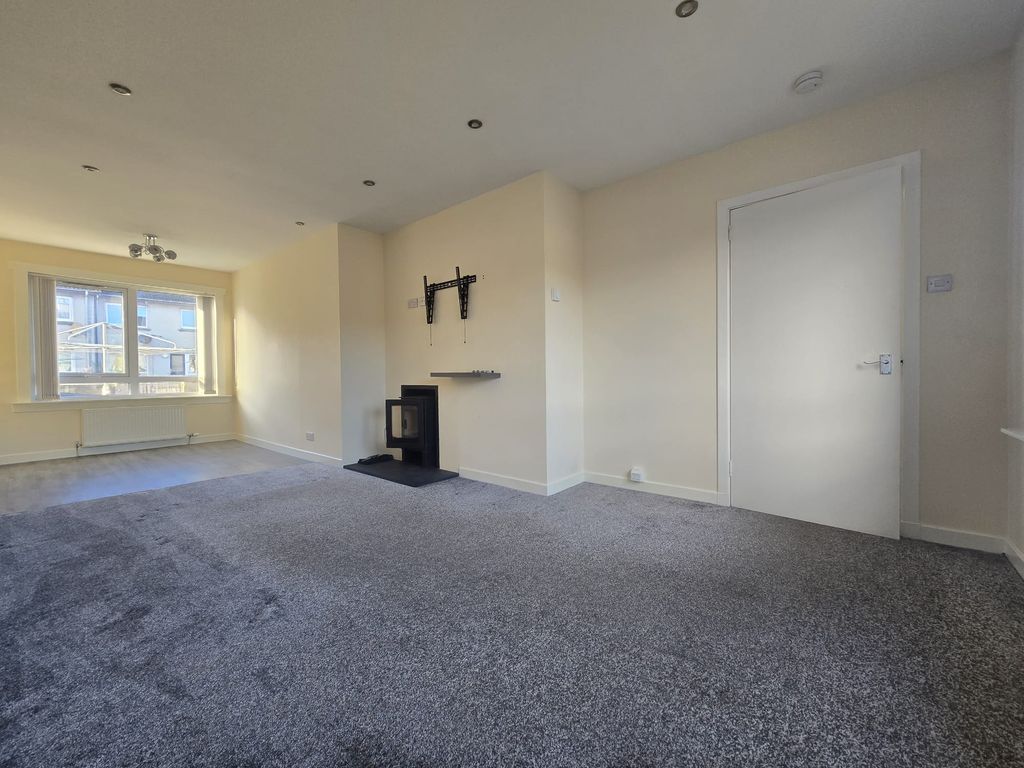 Property photo 2 of 11 Photo 2