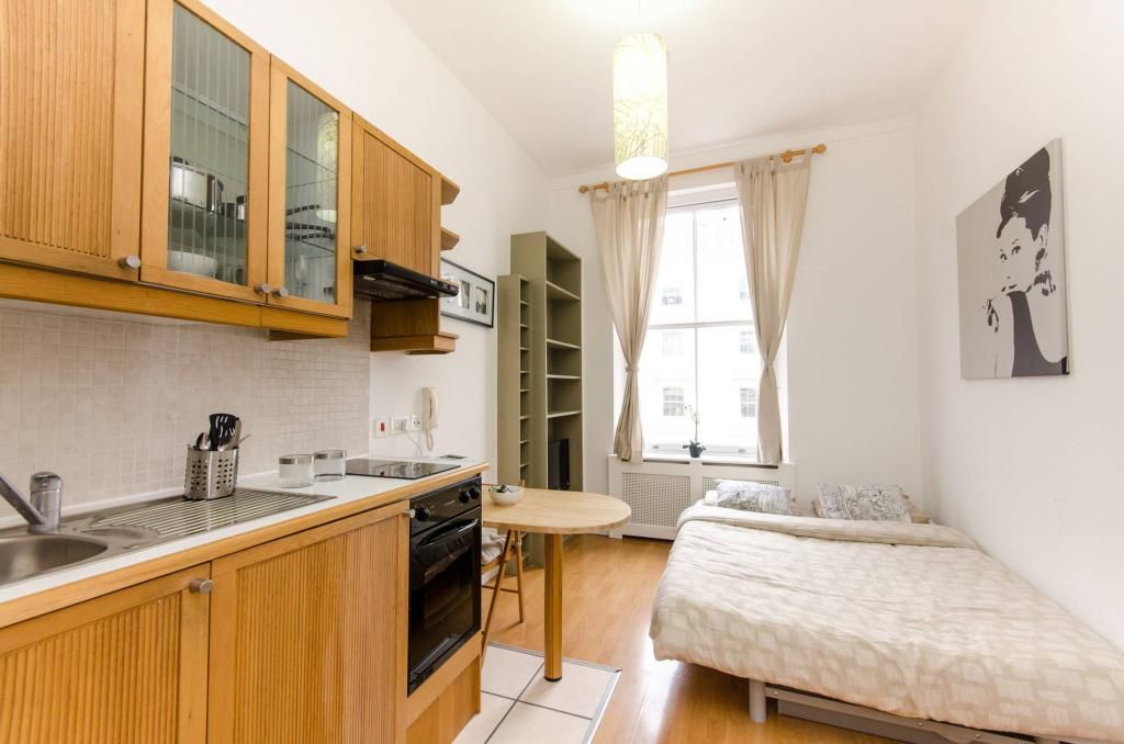 Property photo 1 of 4 Studio To Rent