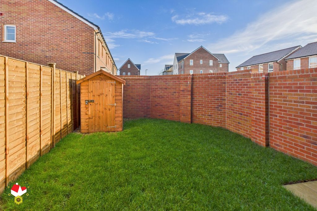 Property photo 3 of 11