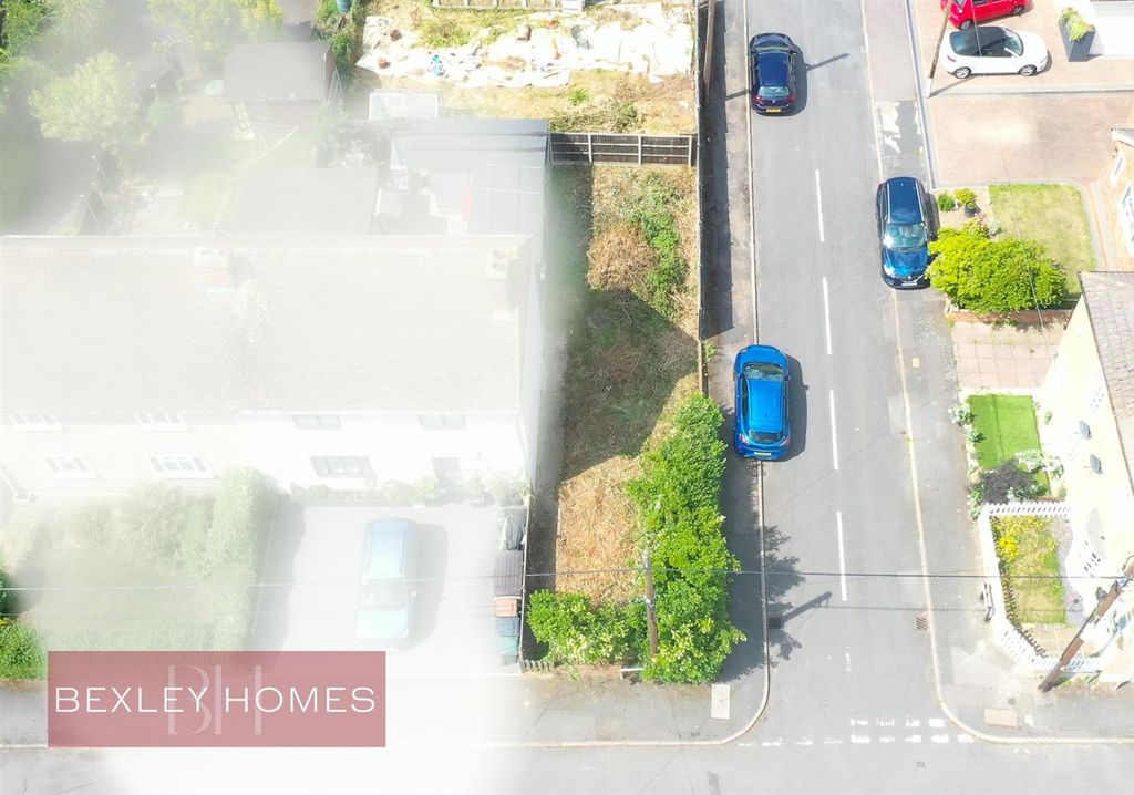 Property photo 2 of 8 Dji_0085.Jpg