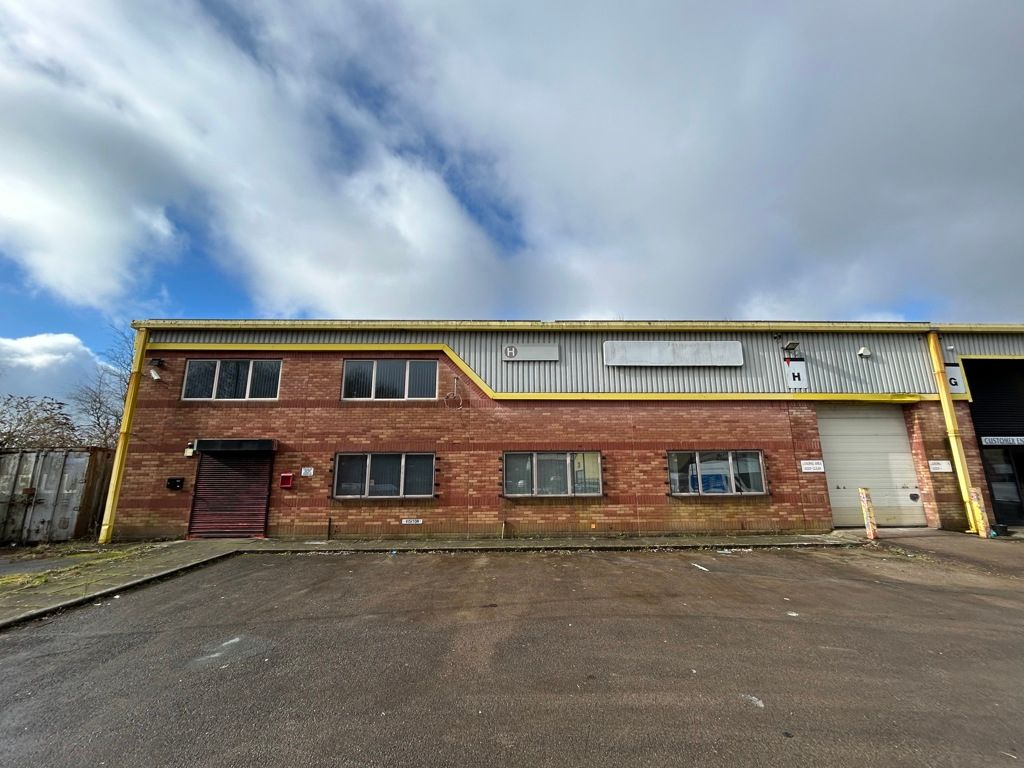 Property photo 1 of 10 Photo 4