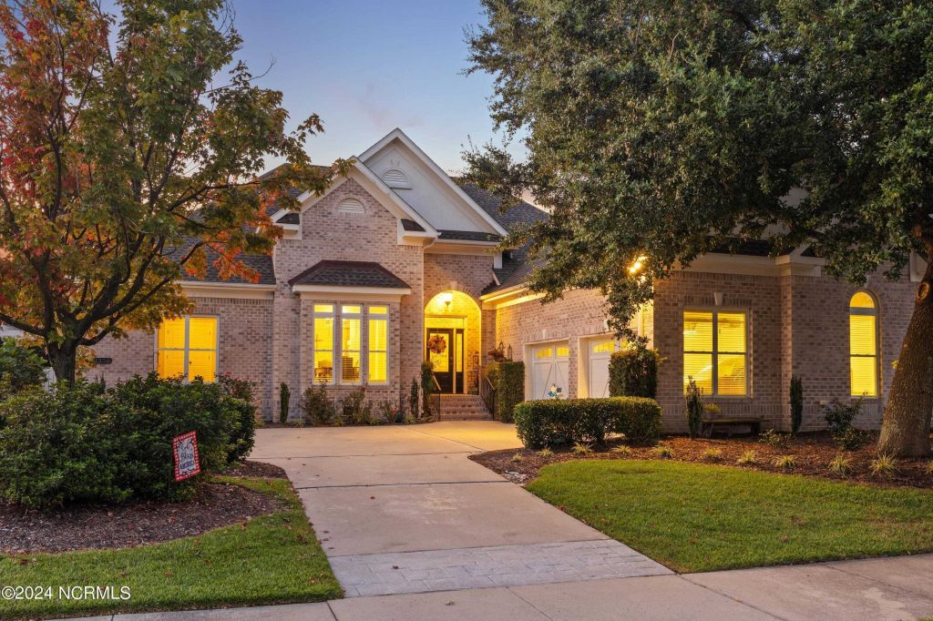 Property photo 1 of 31