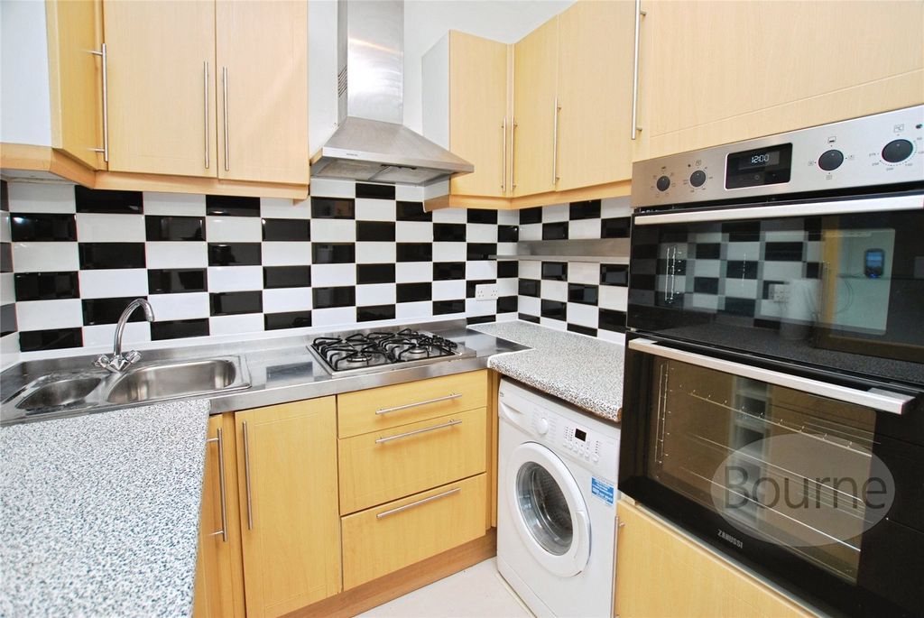 Property photo 2 of 5 Picture No. 11