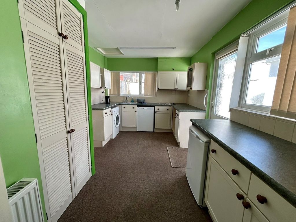 Property photo 3 of 12 Picture No. 31