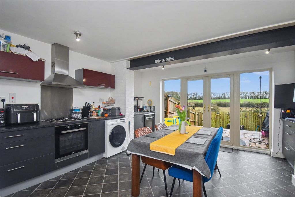 Property photo 2 of 21 Dsc_0954 - Copy.Jpg