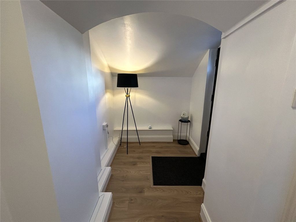 Property photo 2 of 11 Picture No. 02