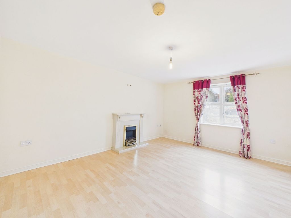 Property photo 2 of 7 Lounge