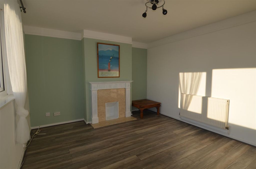 Property photo 3 of 13 Reception Room