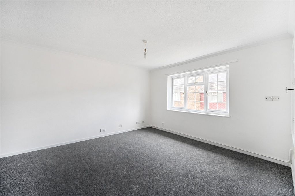 Property photo 2 of 9 Picture No. 07