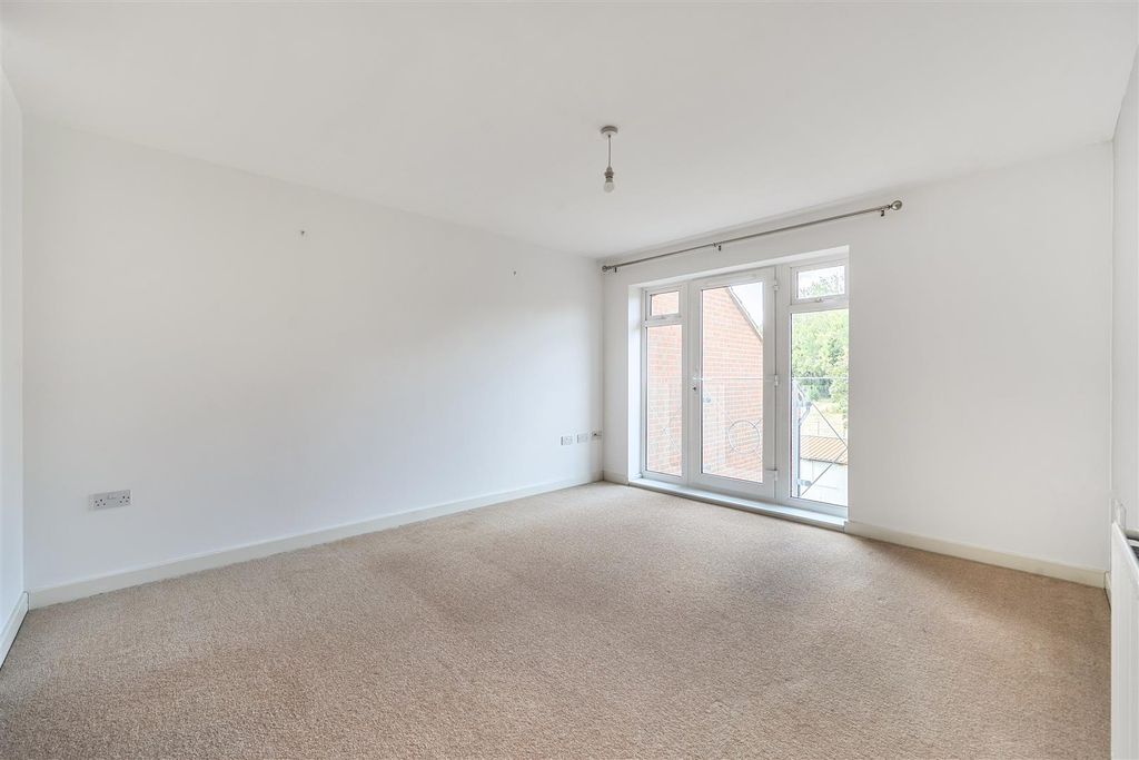 Property photo 2 of 19 1497714-5-6A6230dc16064.Jpg
