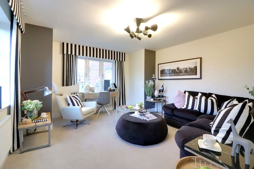 Property photo 2 of 18