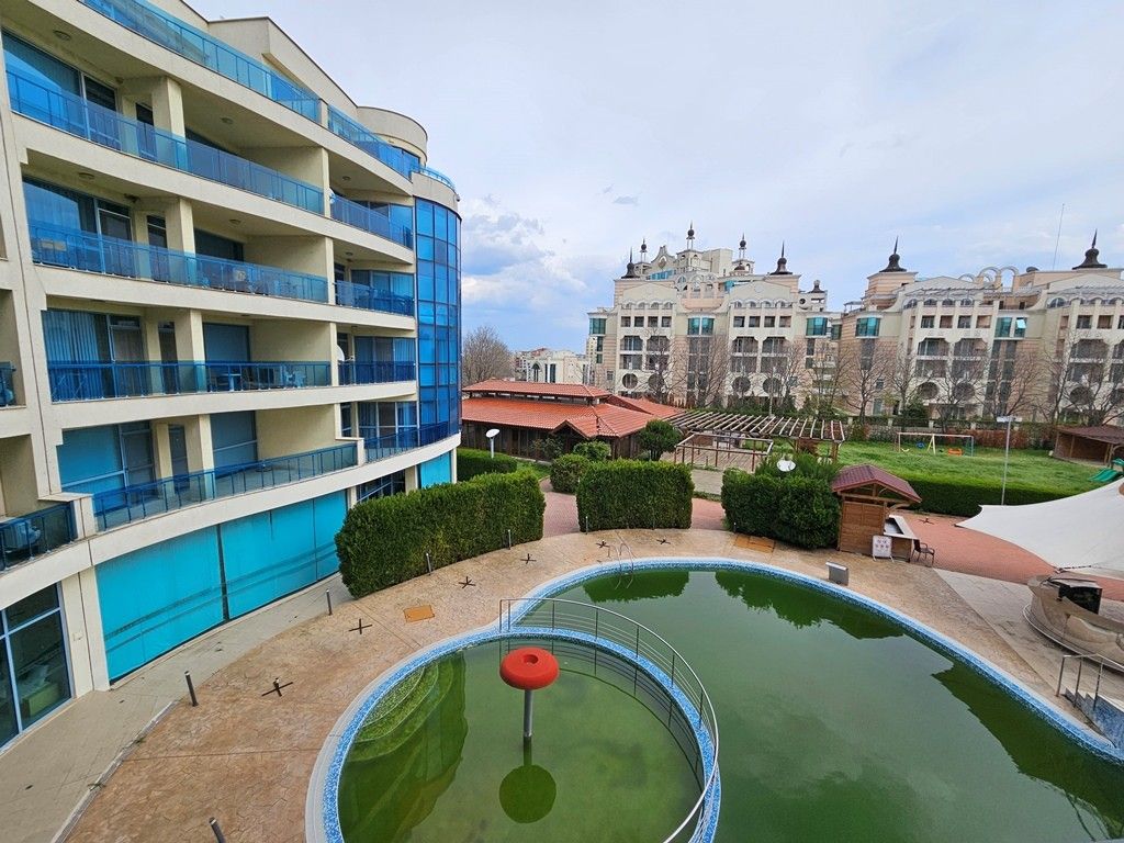 Property photo 2 of 9