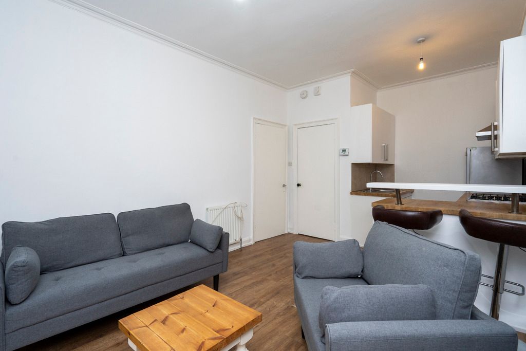 Property photo 3 of 18 Photo 3