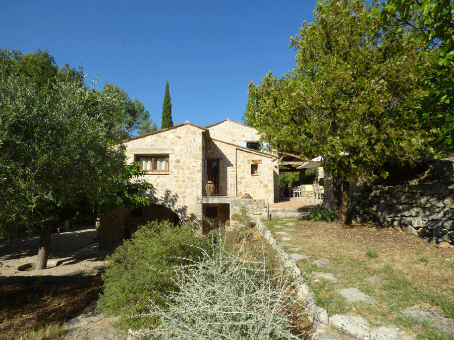 Property photo 1 of 30