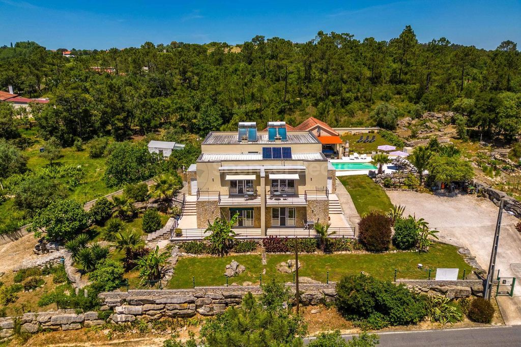 Property photo 2 of 62