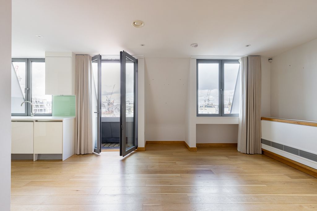 Property photo 2 of 20 Flatb_9_15_Sackville_Street-7