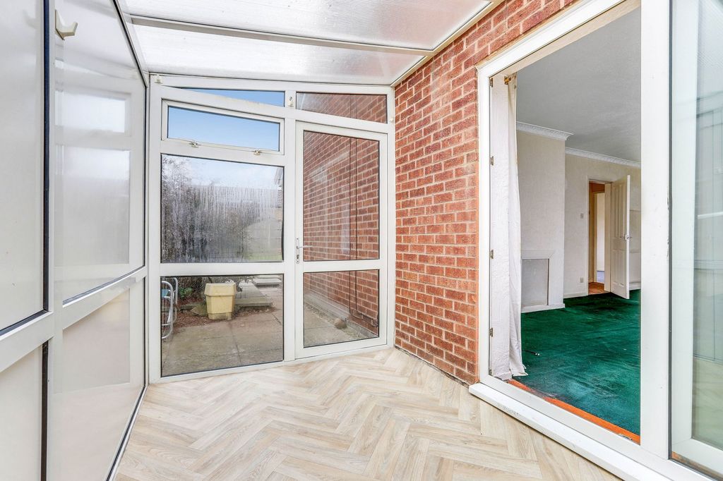 Property photo 3 of 22