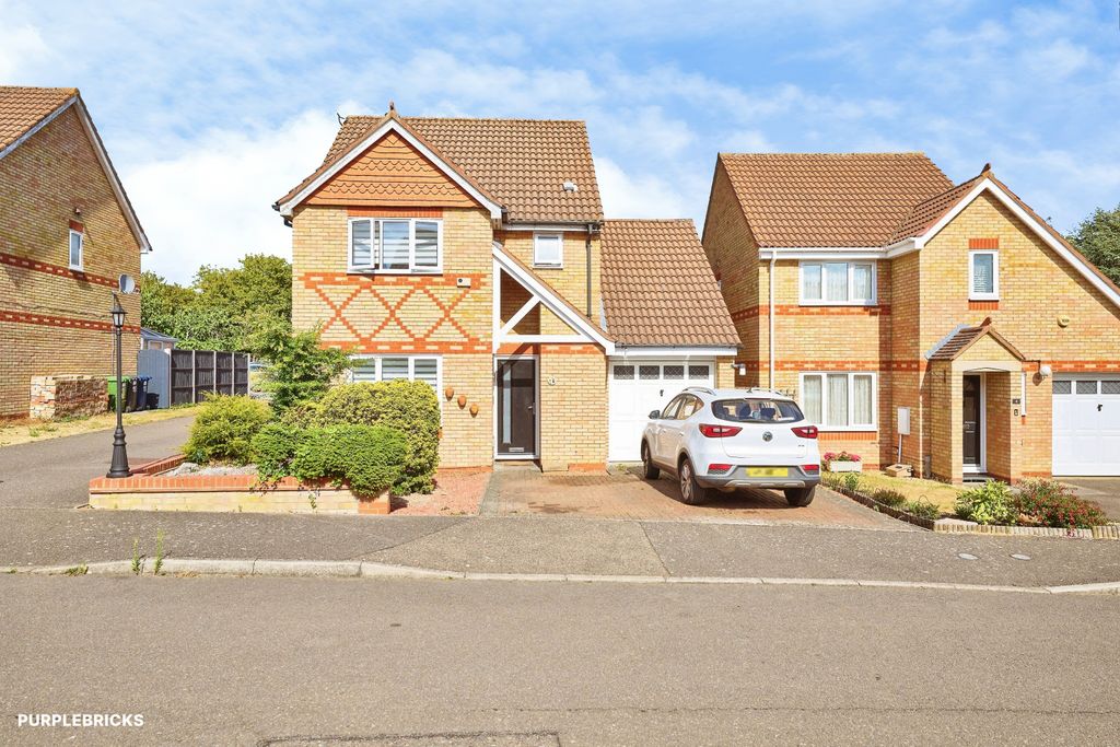 Property photo 2 of 23