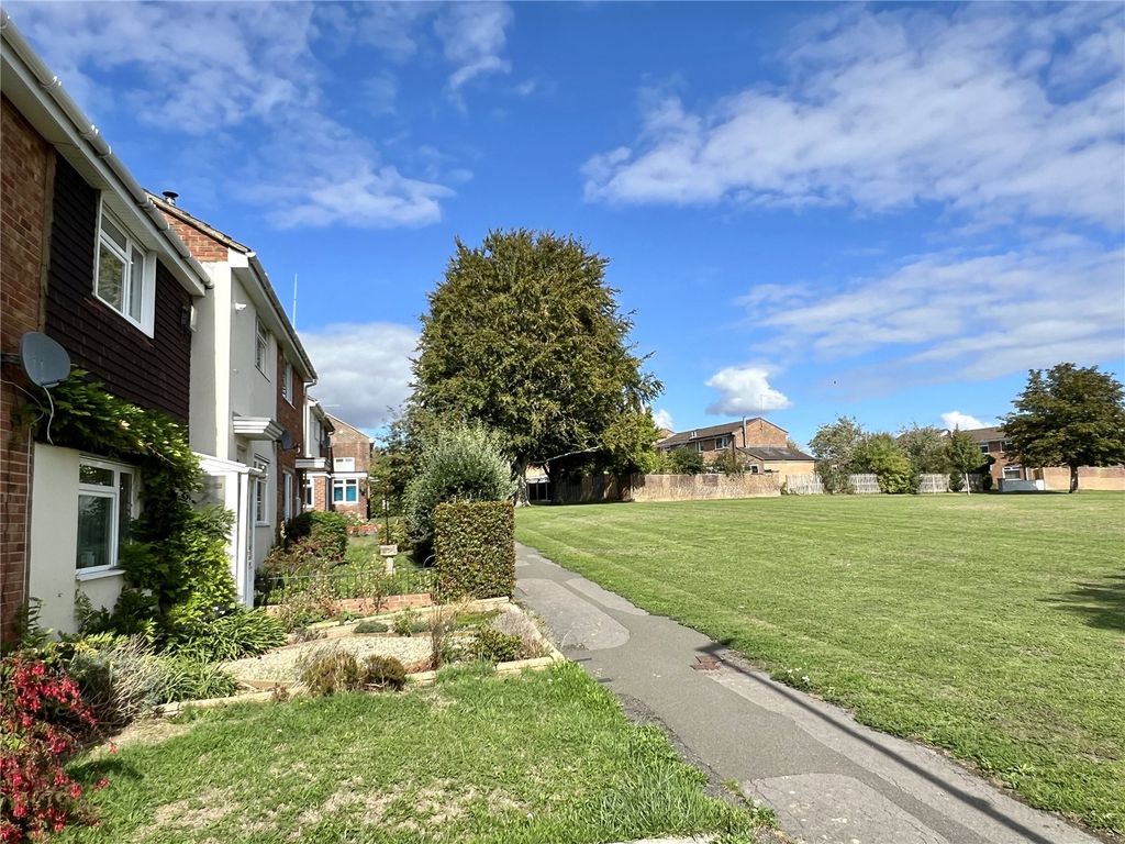 Property photo 2 of 3 Picture No. 02
