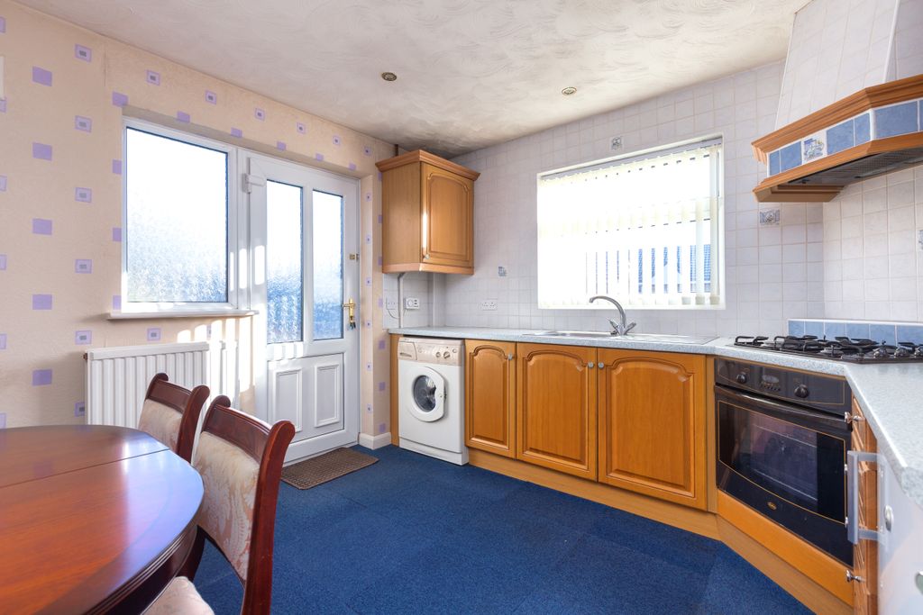 Property photo 2 of 15 51 Black Croft-11