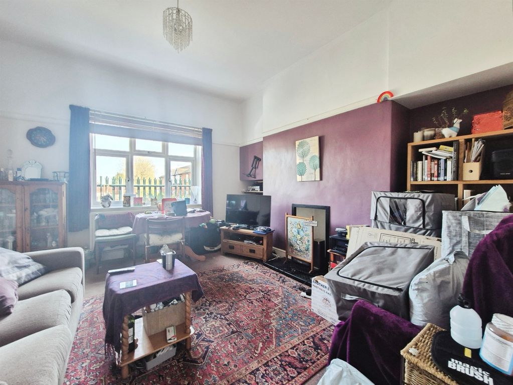 Property photo 2 of 14