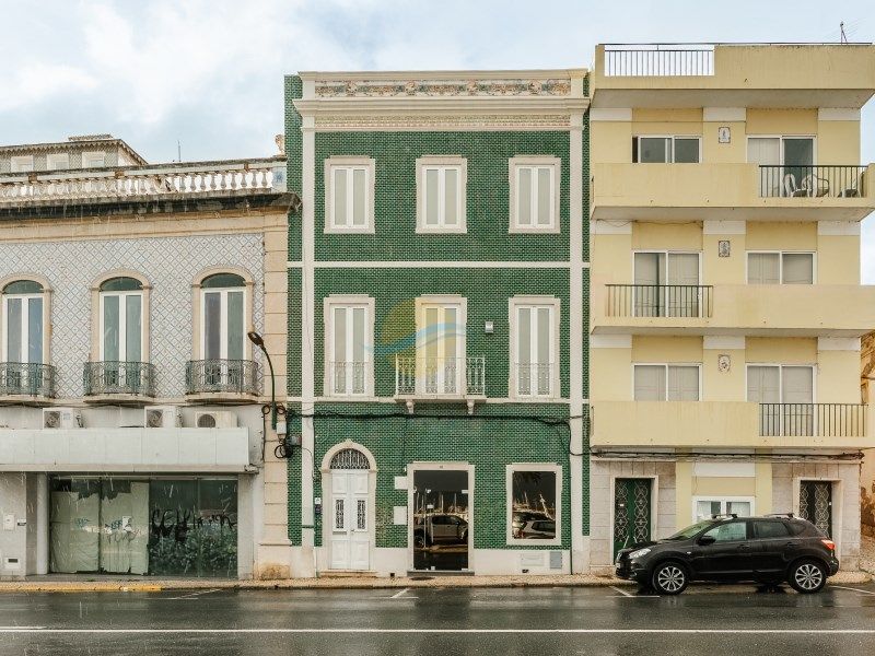 Property photo 1 of 50