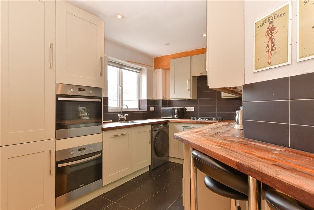 Property photo 2 of 17 Kitchen/Diner