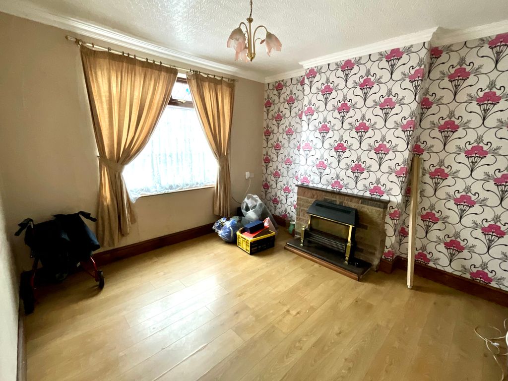 Property photo 2 of 10 Img_0895