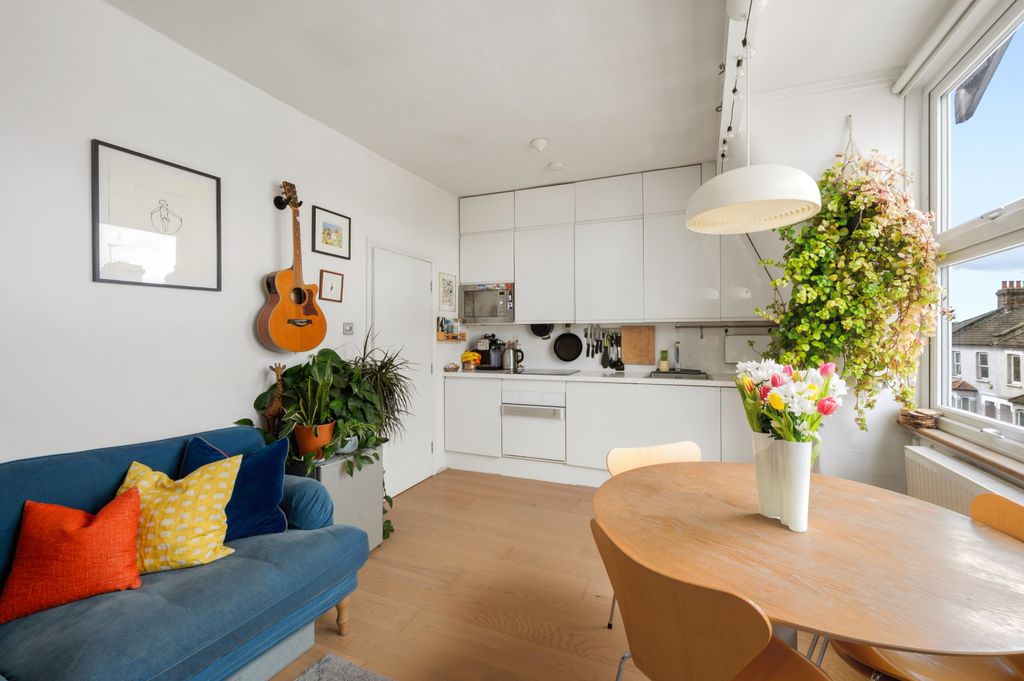 Property photo 2 of 10 Picture No. 08