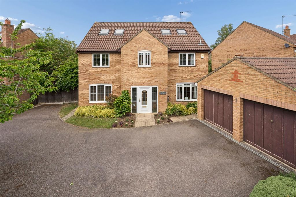 Property photo 1 of 22