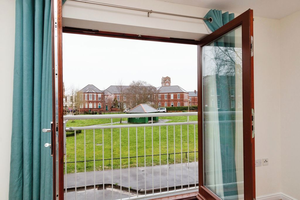 Property photo 3 of 15 Photography