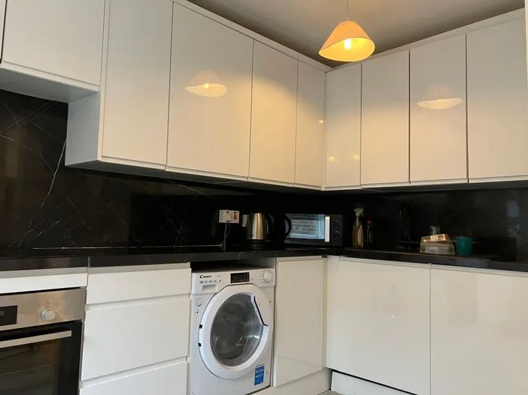 Property photo 2 of 24