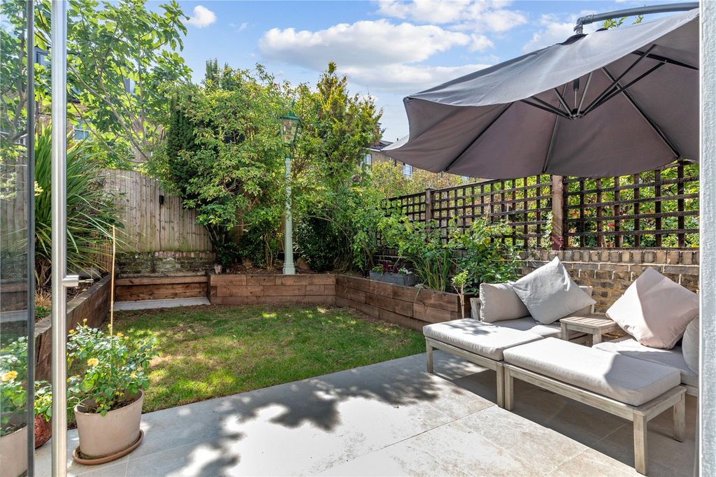 Property photo 2 of 19 Picture No. 08
