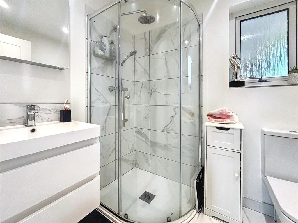 Additional image 10 of 6 bed detached house for saleWallsend Road, Pevensey BN24