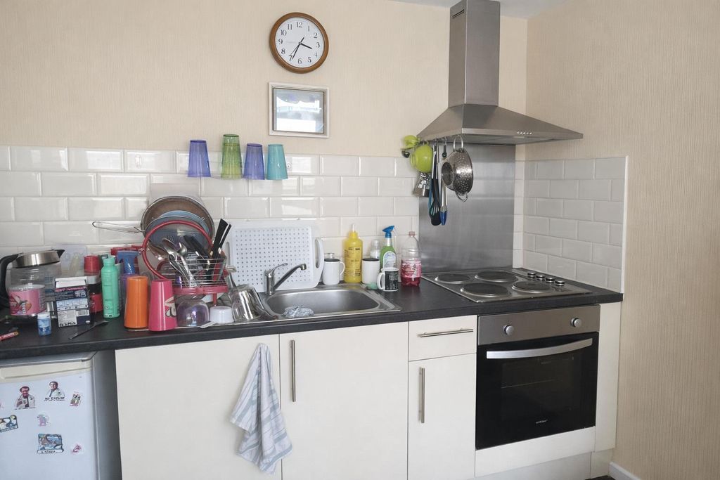 Property photo 3 of 5 F64d85F4-cc85-44A6-94B9-85d82F077ee5.Png