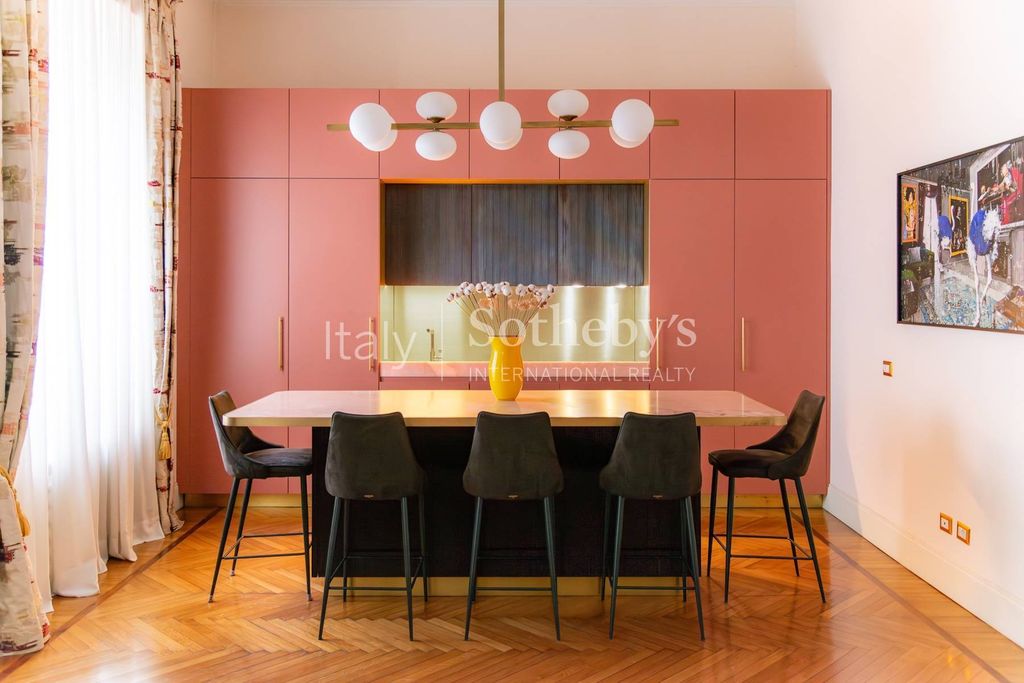 Property photo 2 of 28