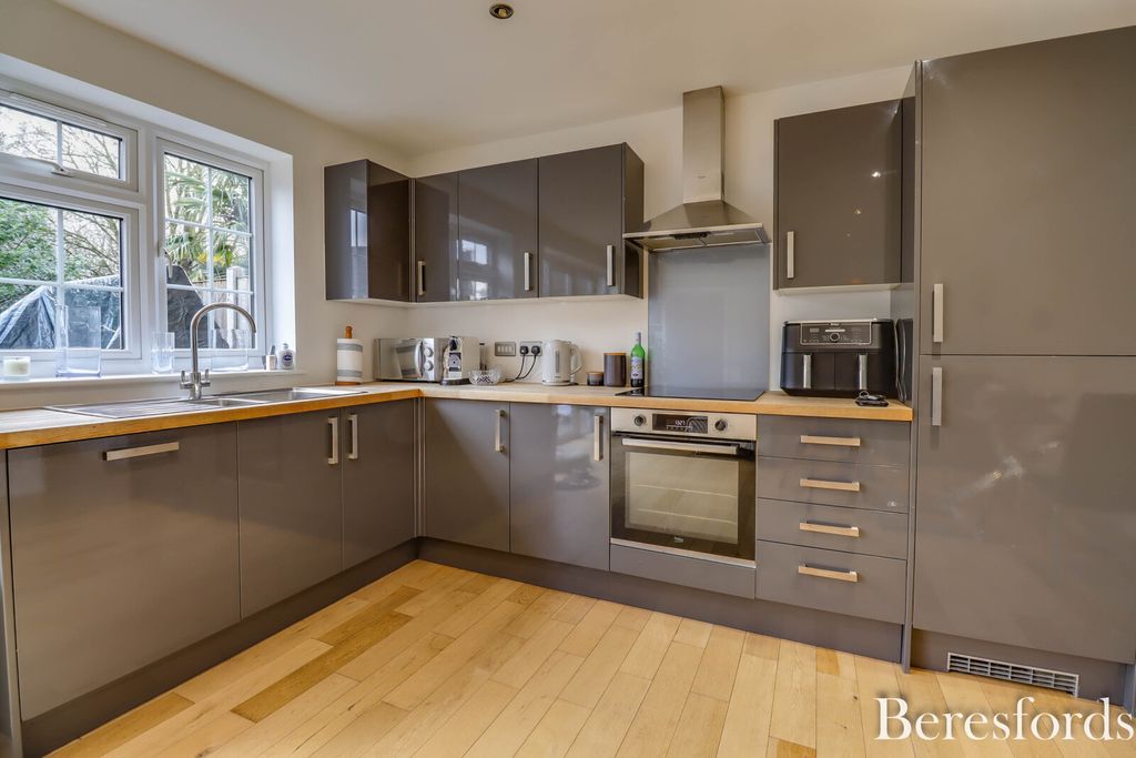 Property photo 3 of 29 Picture No. 66