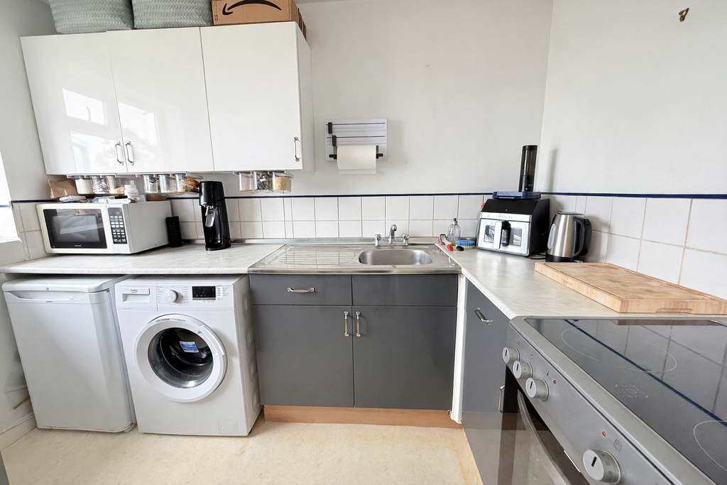 Property photo 3 of 5