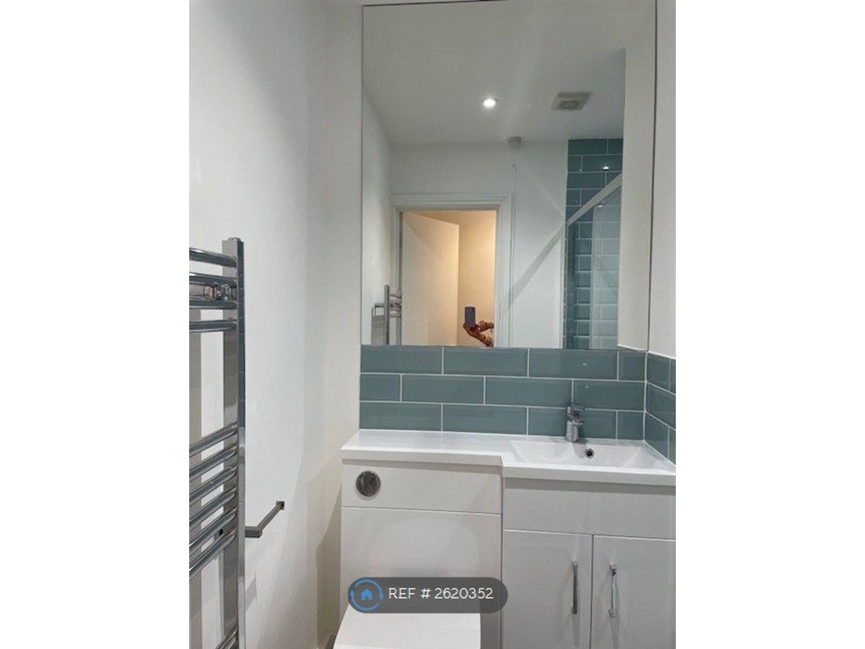 Property photo 3 of 9 Shower Room