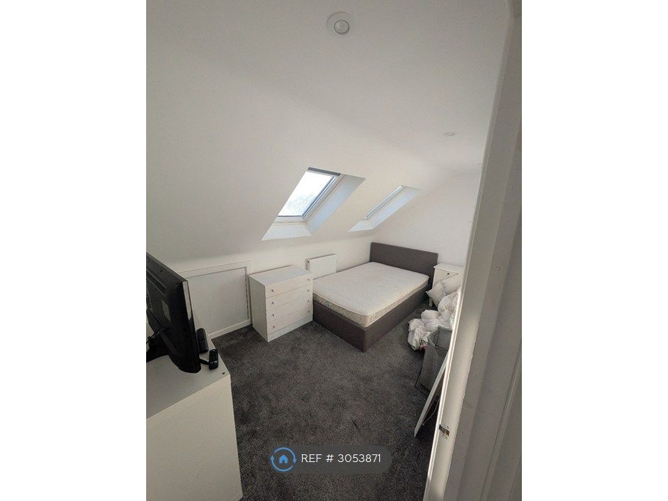 Property photo 3 of 4