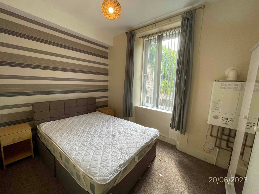 Property photo 3 of 8 Bedroom